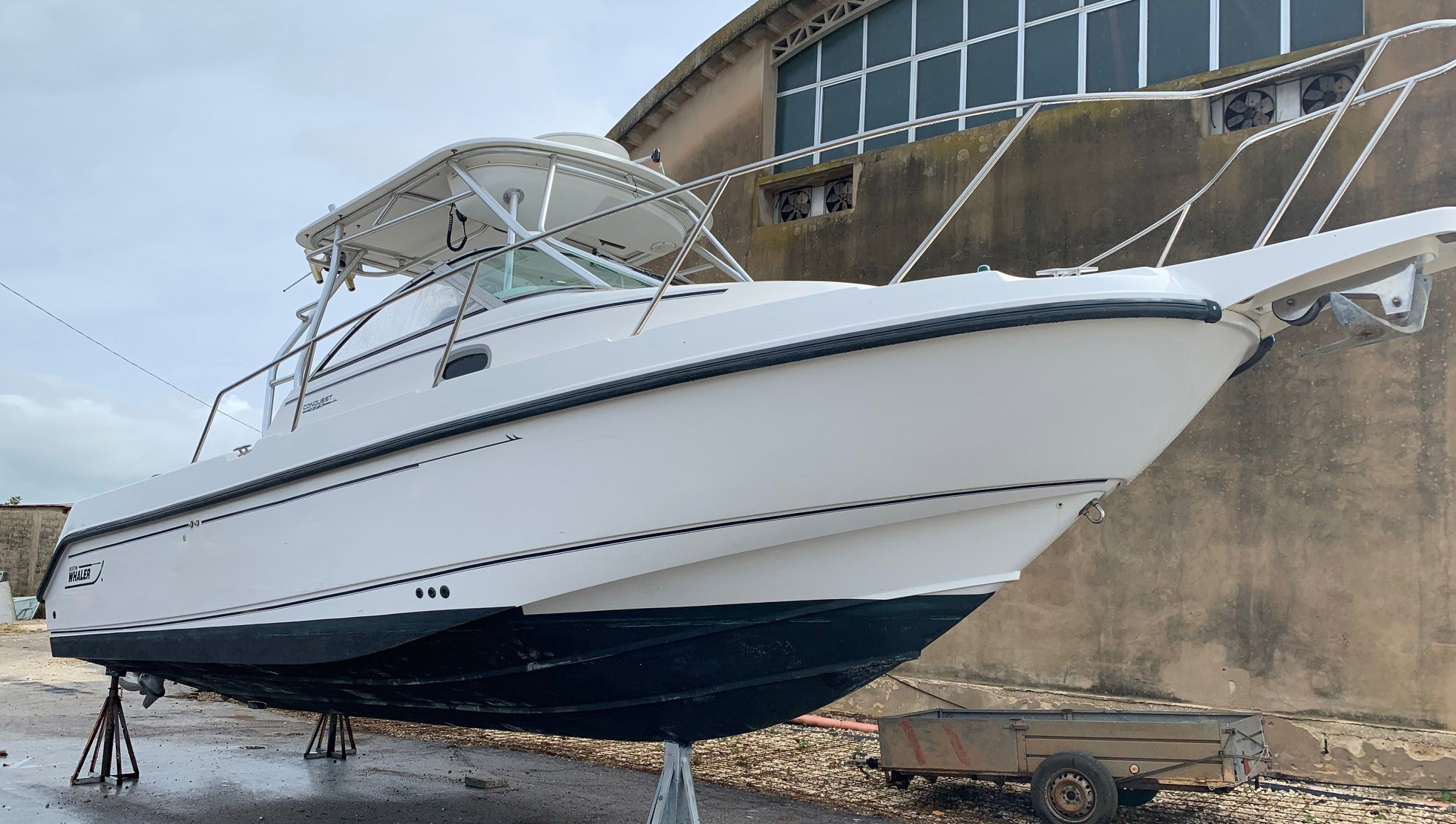 <<< VENDUTO >>> BOSTON WHALER CONQUEST 275 + 2X250 HP MERCURY VERADO<br><a href=dettaglio.aspx?Id=13 >VAI ALLA SCHEDA</a>